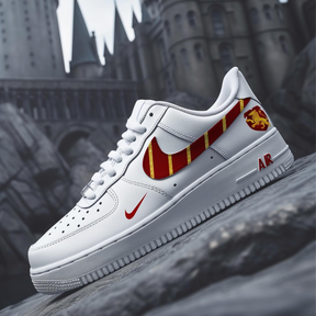 Exclusivo: Tênis NK Air Force e Dunk Low White Customizados de HP + *BRINDE 1x Caneca Oficial* - EDIÇÃO LIMITADA
