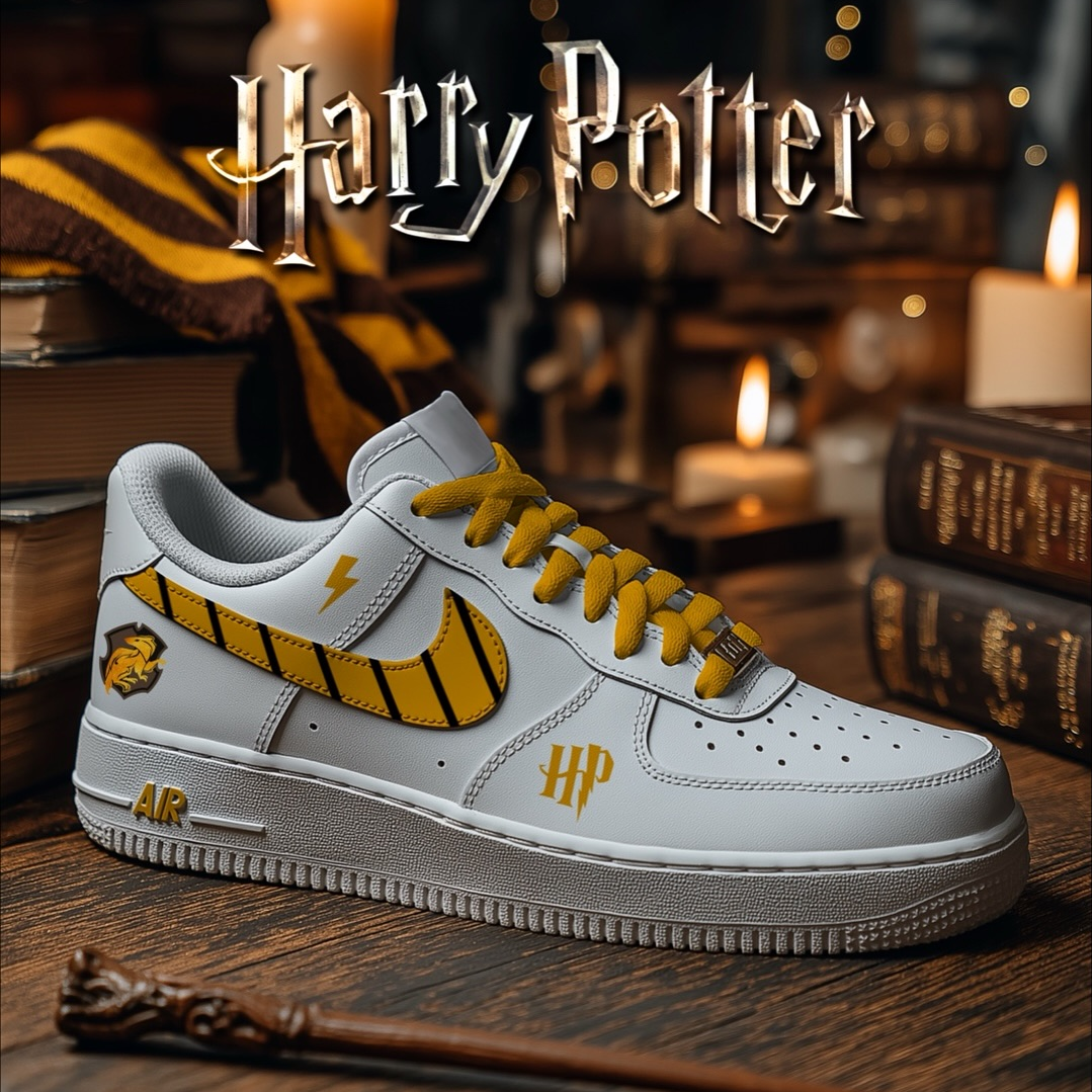 Exclusivo: Tênis NK Air Force e Dunk Low White Customizados de HP + *BRINDE 1x Caneca Oficial* - EDIÇÃO LIMITADA