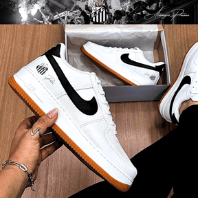 Exclusivo: Tênis Air Force White Black Obsidian Signature Customizado do Santos + *BRINDE 1x Caneca Oficial* - EDIÇÃO LIMITADA